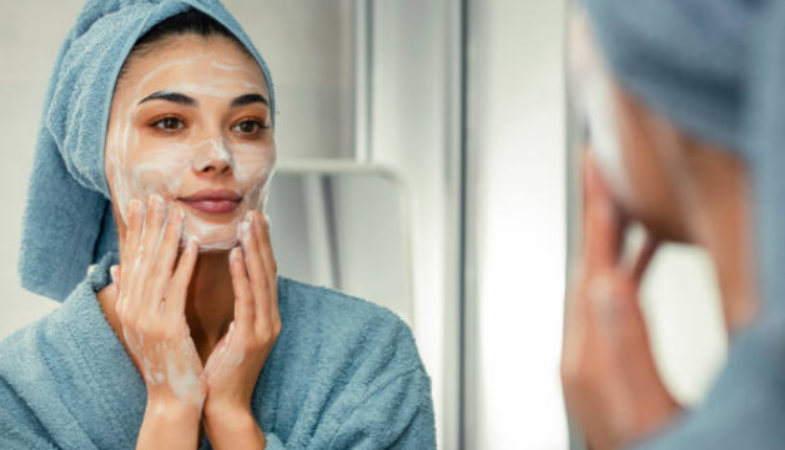 Treating Pimples with Face Wash